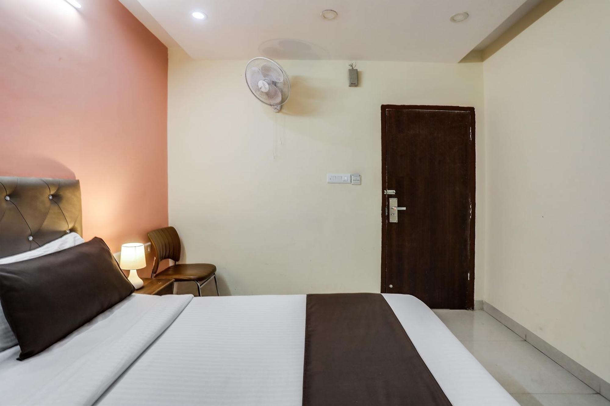 Super Collection O Lotus Grand Near Secunderabad Railway Station Hotel Exterior photo