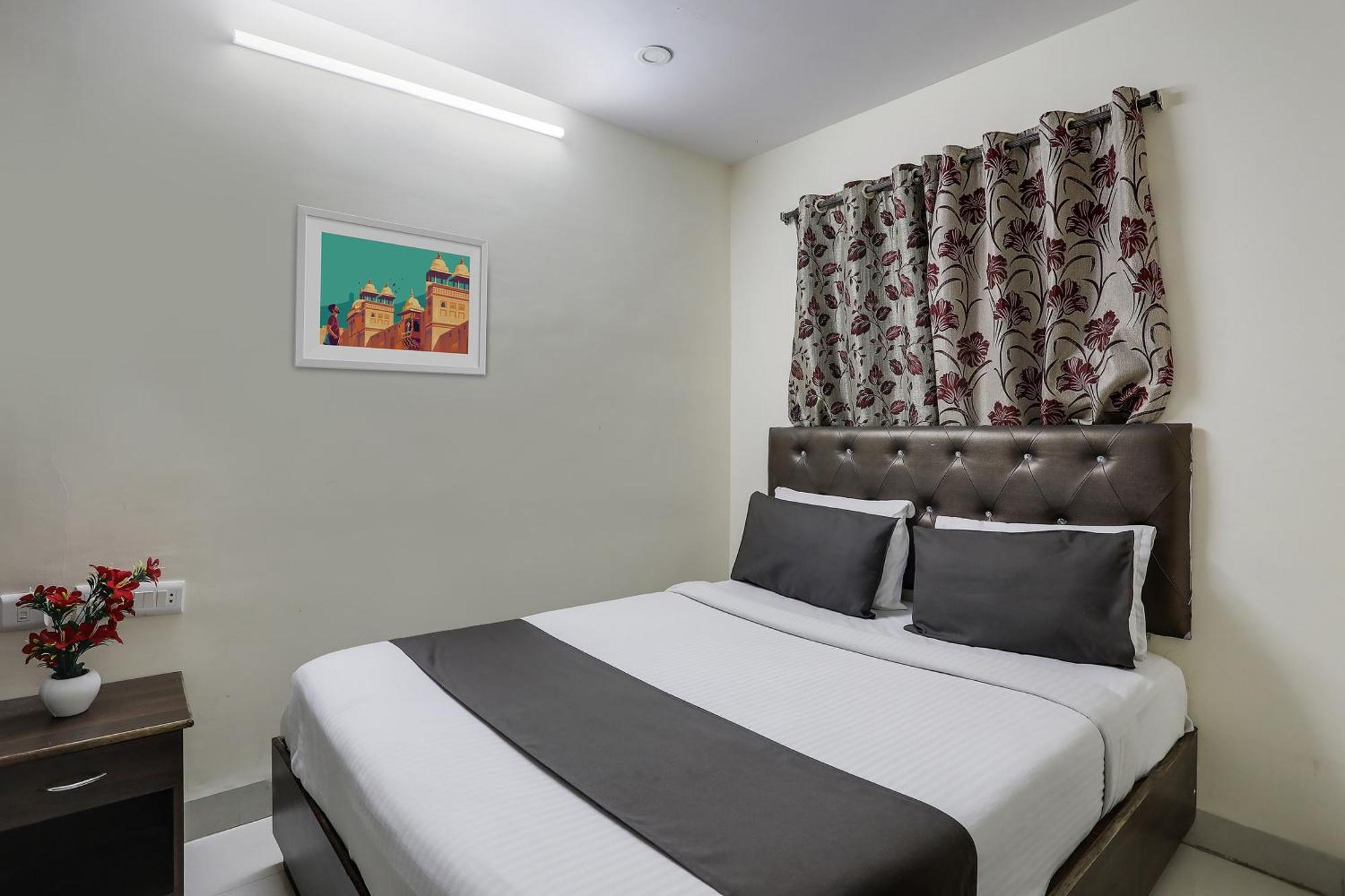 Super Collection O Lotus Grand Near Secunderabad Railway Station Hotel Exterior photo