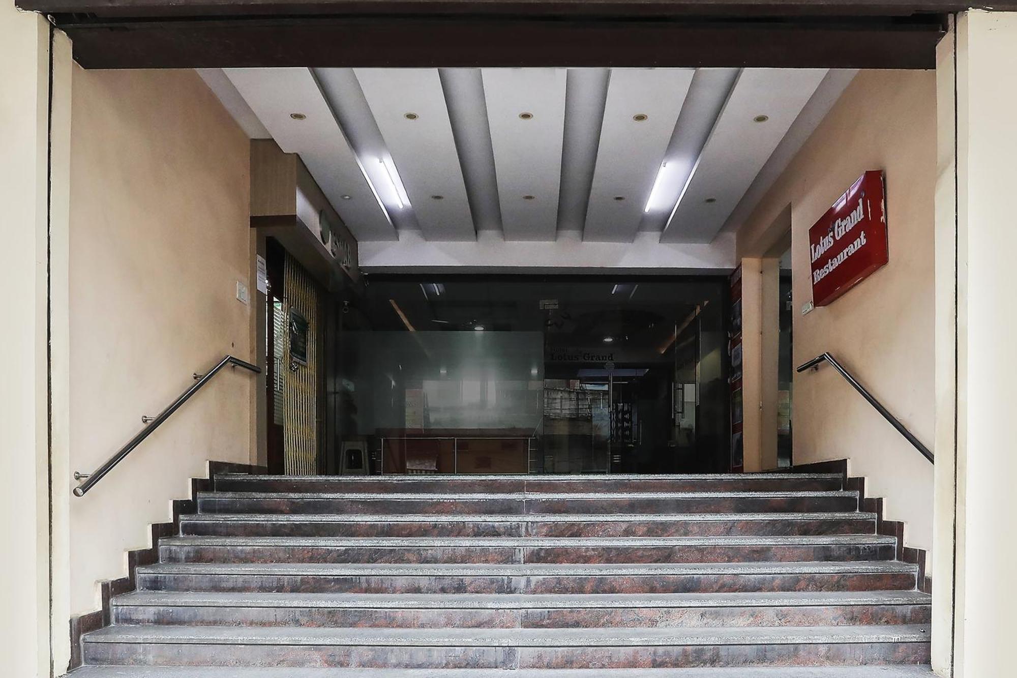 Super Collection O Lotus Grand Near Secunderabad Railway Station Hotel Exterior photo
