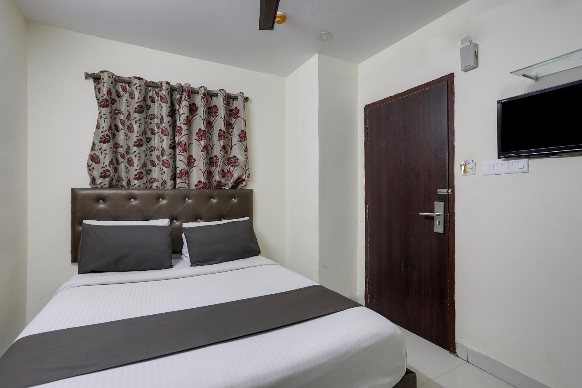 Super Collection O Lotus Grand Near Secunderabad Railway Station Hotel Exterior photo