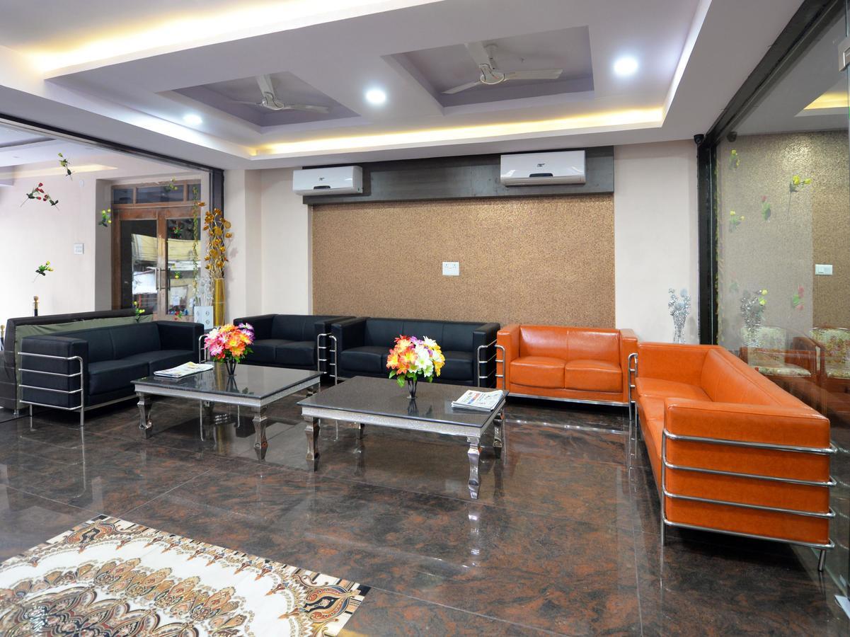 Super Collection O Lotus Grand Near Secunderabad Railway Station Hotel Exterior photo