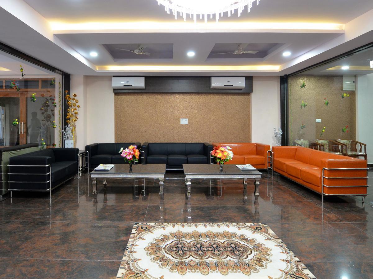 Super Collection O Lotus Grand Near Secunderabad Railway Station Hotel Exterior photo