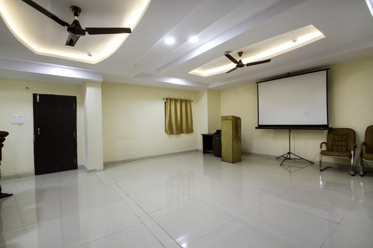 Super Collection O Lotus Grand Near Secunderabad Railway Station Hotel Exterior photo